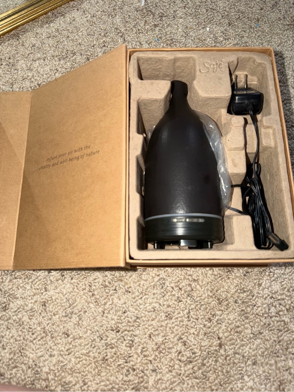 Saje Om Diffuser black ceramic